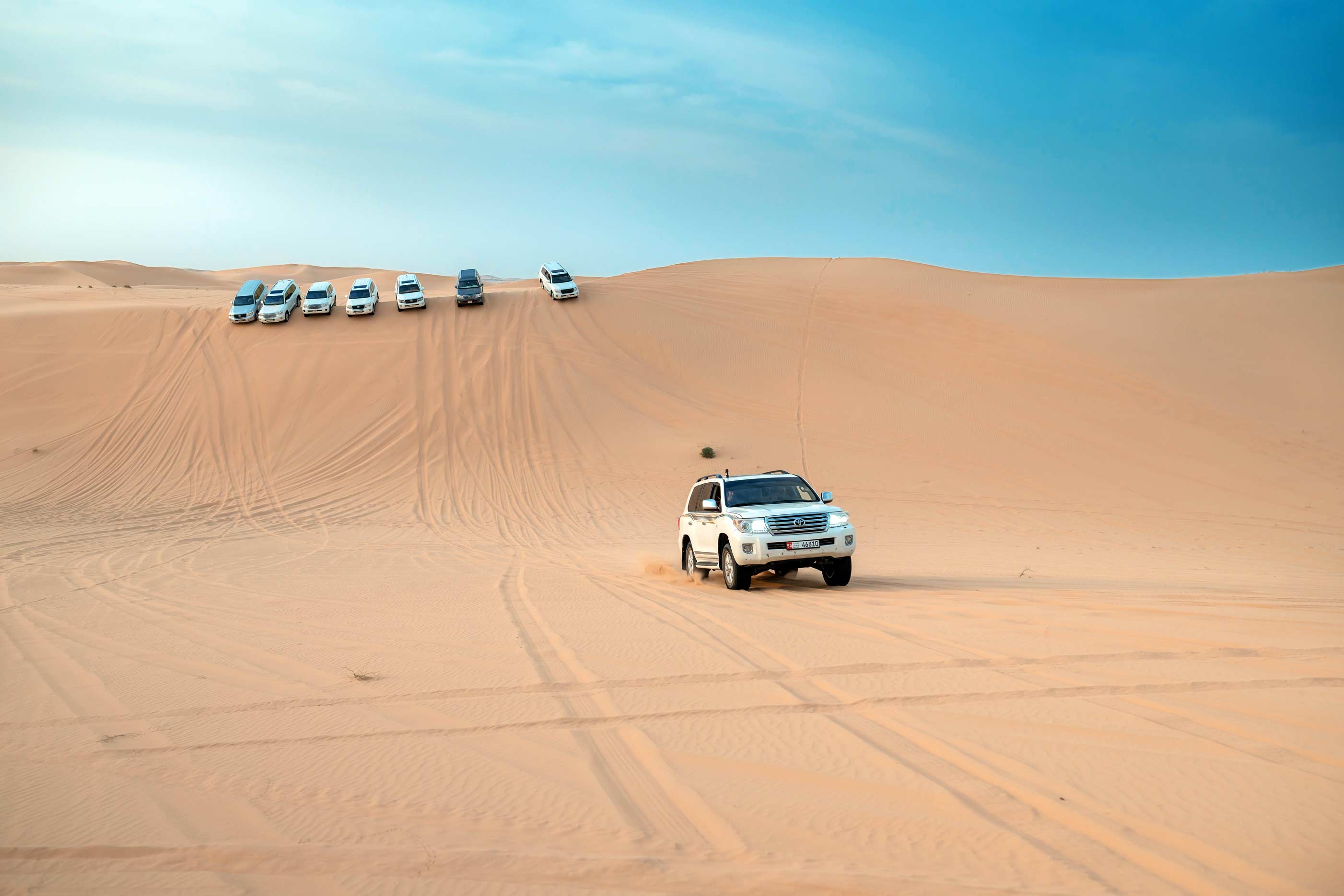 Plan and Book the Best & Luxury UAE Layover Desert Safari Tour